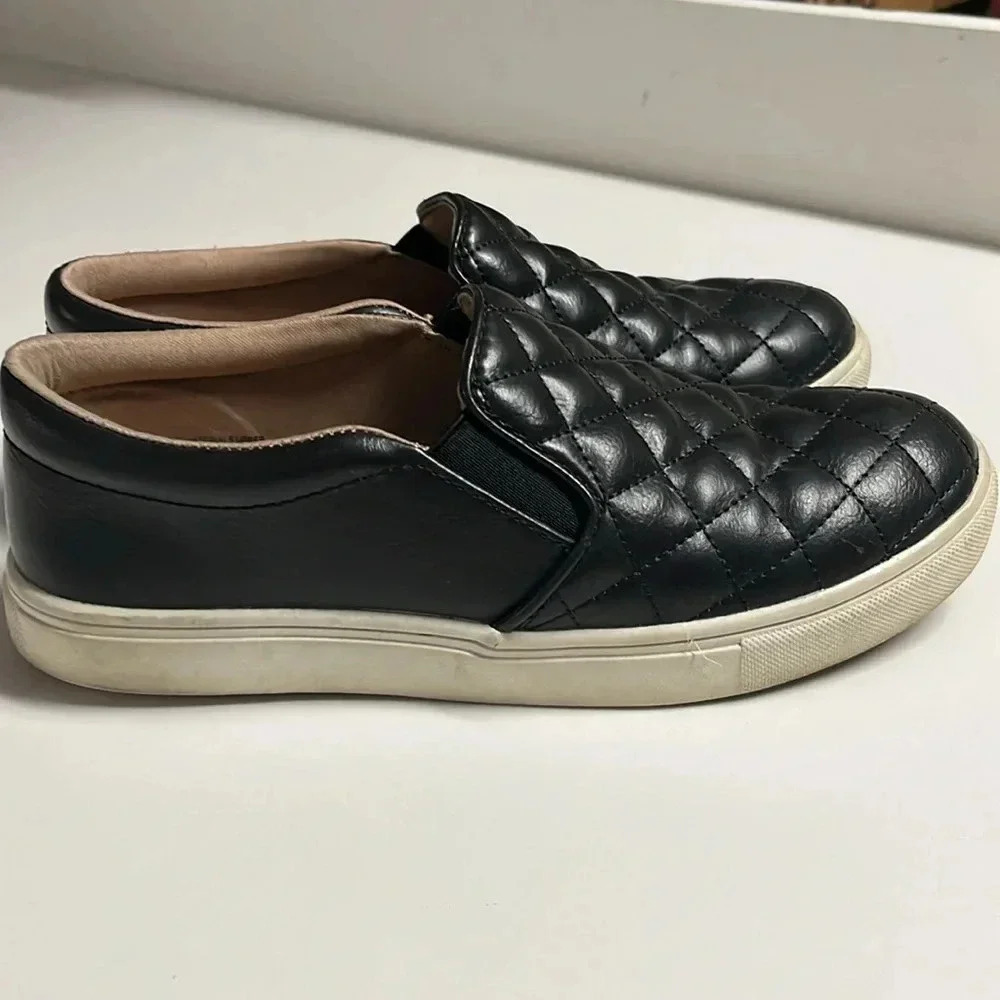Imperfect quilted‎ shoes Target A New Day black quilted slip on shoes sneakers 6